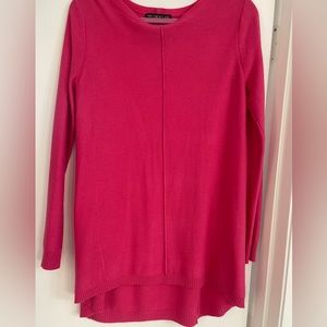 Two Twenty five large pink sweater/long sleeve top